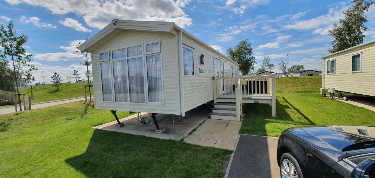 Rj Luxury Caravan Hire With Hot Tub Tattershall Eksteriør billede